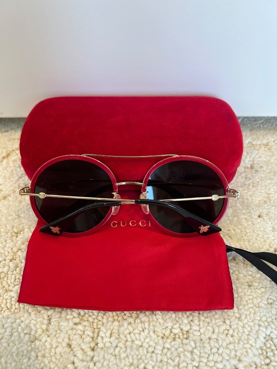 Gucci Round Sunglasses main image 6